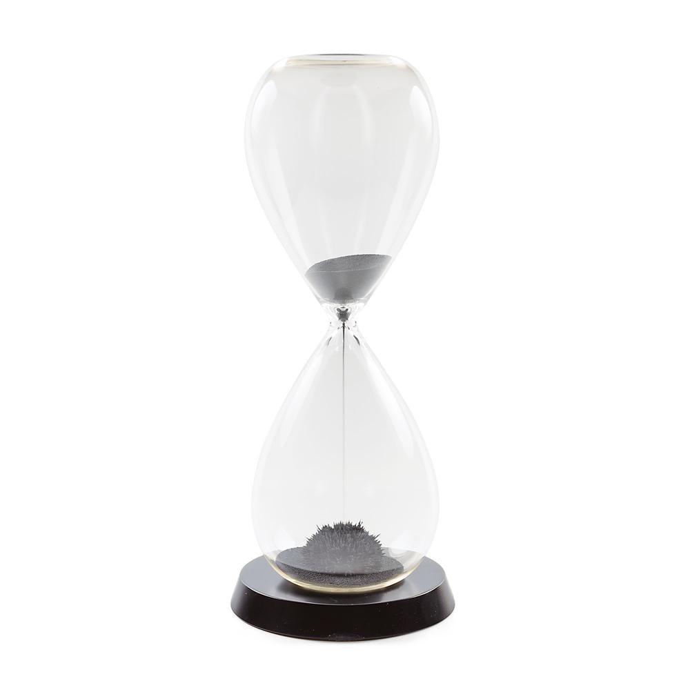 DOMESTIC RITUALS - Reloj de Arena Scrondondo Alto Negro de Vidrio Borosilicato, Base de Madera y Arena Magnética 11X32H