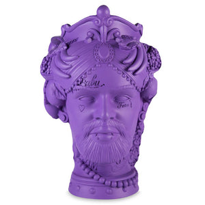 Cabezas de color marrón oscuro